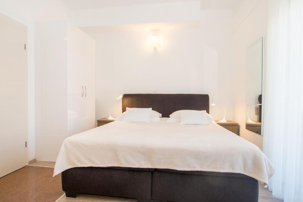 Bed & Breakfast Pino Podstrana Ngoại thất bức ảnh