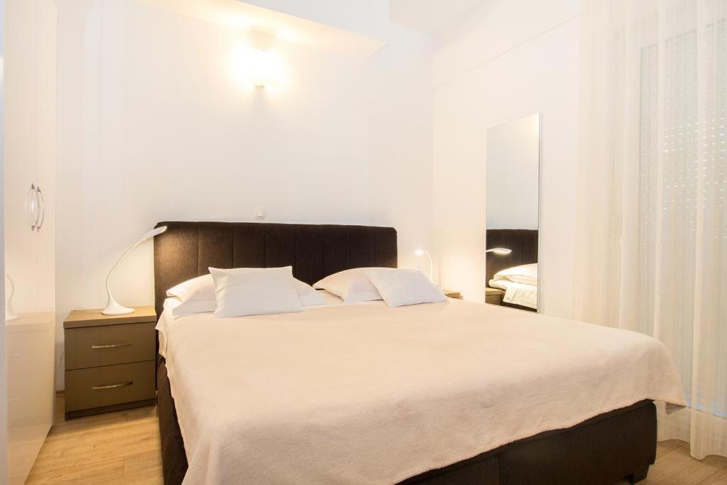 Bed & Breakfast Pino Podstrana Ngoại thất bức ảnh