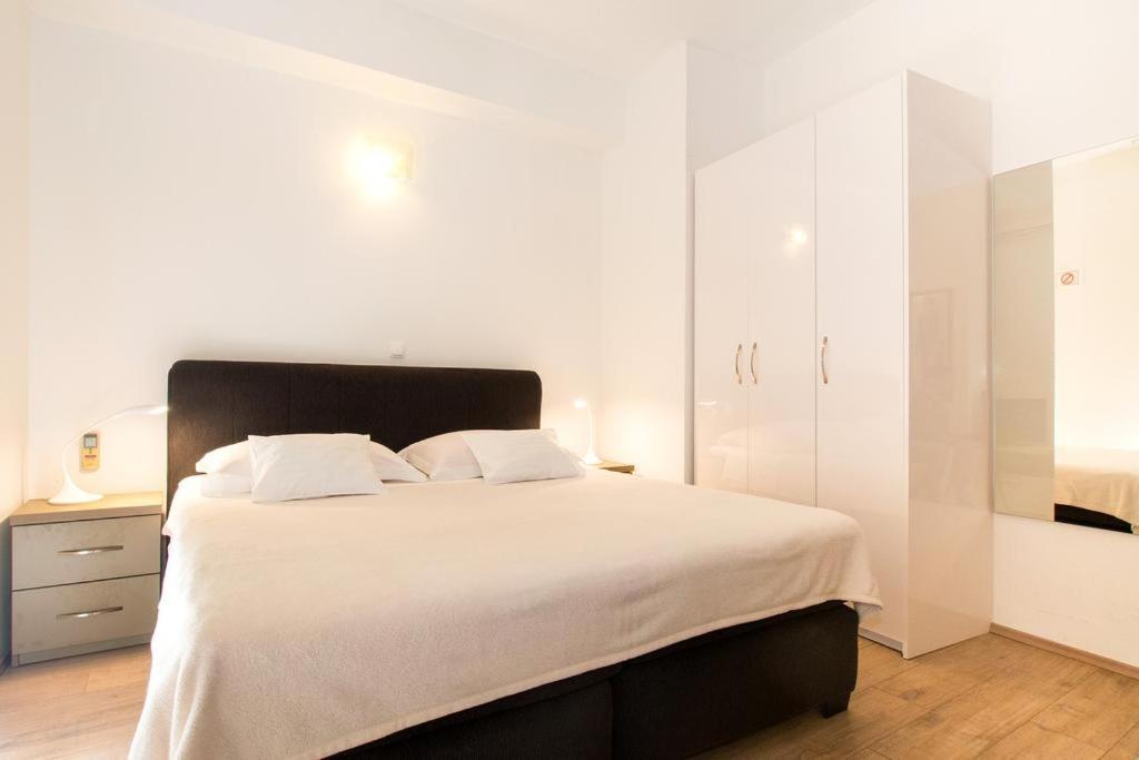 Bed & Breakfast Pino Podstrana Ngoại thất bức ảnh